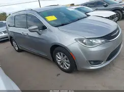 2C4RC1BG8JR116259 2018 CHRYSLER PACIFICA
