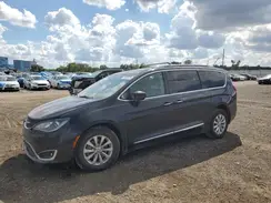 2C4RC1BG8JR116293 2018 CHRYSLER PACIFICA