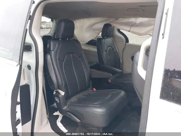 2C4RC1BG8JR120313 2018 CHRYSLER PACIFICA - Image 8