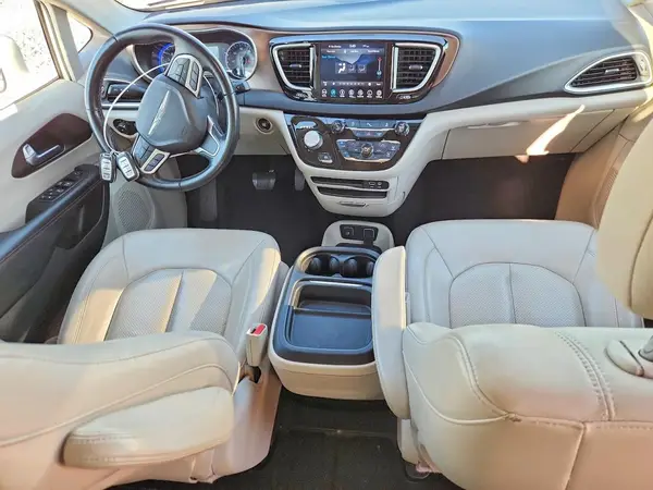 2C4RC1BG8JR122854 2018 CHRYSLER PACIFICA - Image 8
