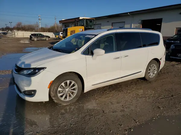 2C4RC1BG8JR124054 2018 CHRYSLER PACIFICA - Image 1