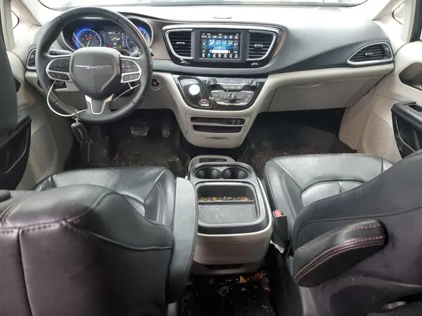2C4RC1BG8JR124524 2018 CHRYSLER PACIFICA - Image 8