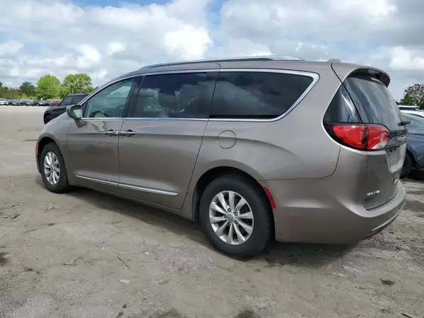 2C4RC1BG8JR127200 2018 CHRYSLER PACIFICA - Image 2