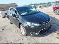 2C4RC1BG8JR128475 2018 CHRYSLER PACIFICA