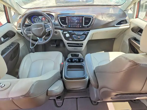 2C4RC1BG8JR128685 2018 CHRYSLER PACIFICA - Image 8