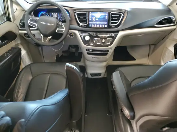 2C4RC1BG8JR136303 2018 CHRYSLER PACIFICA - Image 8