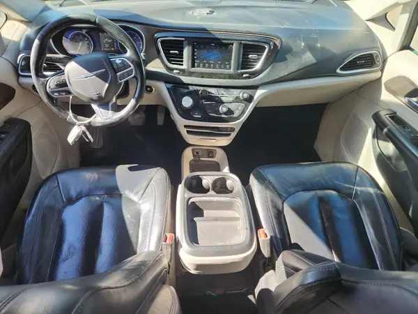 2C4RC1BG8JR142652 2018 CHRYSLER PACIFICA - Image 8