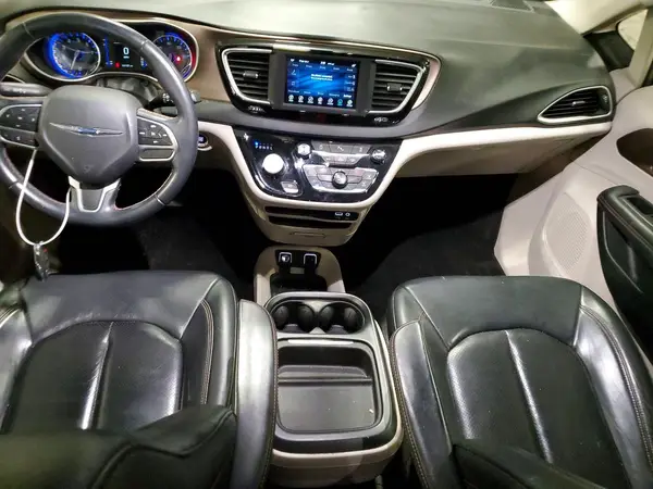 2C4RC1BG8JR149181 2018 CHRYSLER PACIFICA - Image 8
