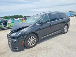 2C4RC1BG8JR149360 2018 CHRYSLER PACIFICA