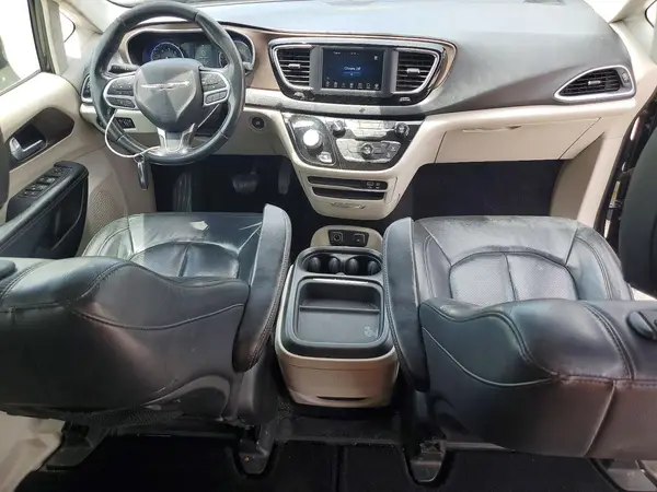 2C4RC1BG8JR149360 2018 CHRYSLER PACIFICA - Image 8