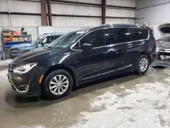 2C4RC1BG8JR149830 2018 CHRYSLER PACIFICA