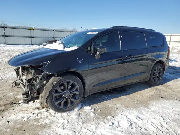 2C4RC1BG8JR182391 2018 CHRYSLER PACIFICA - Image 1