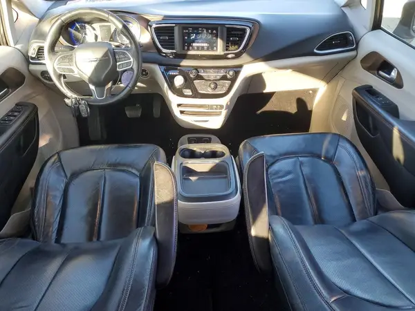 2C4RC1BG8JR185968 2018 CHRYSLER PACIFICA - Image 8