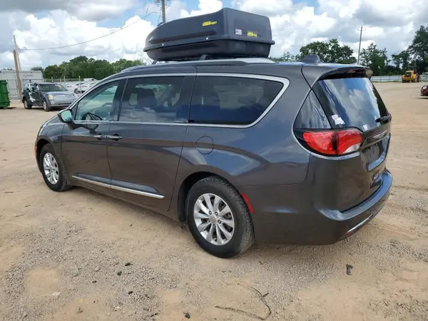 2C4RC1BG8JR188868 2018 CHRYSLER PACIFICA - Image 2