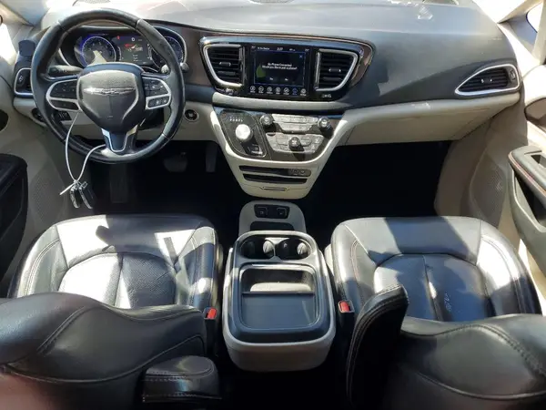 2C4RC1BG8JR197568 2018 CHRYSLER PACIFICA - Image 8