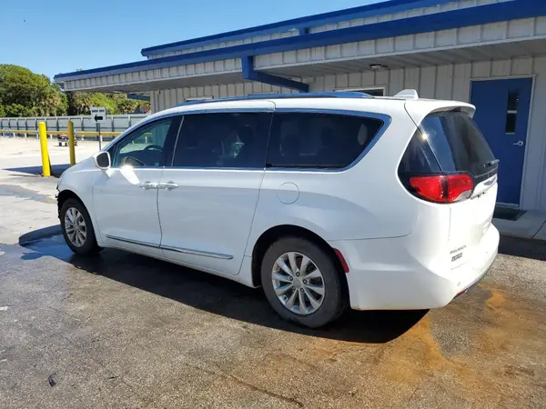 2C4RC1BG8JR204177 2018 CHRYSLER PACIFICA - Image 2