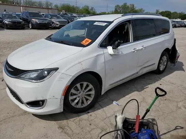 2C4RC1BG8JR210917 2018 CHRYSLER PACIFICA - Image 1
