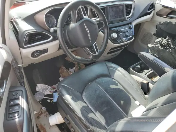 2C4RC1BG8JR210917 2018 CHRYSLER PACIFICA - Image 8