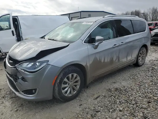 2C4RC1BG8JR214062 2018 CHRYSLER PACIFICA - Image 1