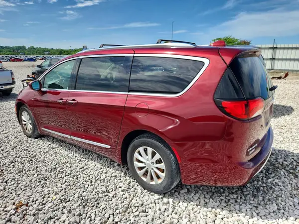 2C4RC1BG8JR214112 2018 CHRYSLER PACIFICA - Image 2