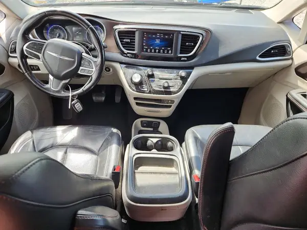 2C4RC1BG8JR214112 2018 CHRYSLER PACIFICA - Image 8