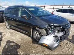 2C4RC1BG8JR217222 2018 CHRYSLER PACIFICA