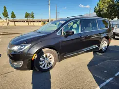 2C4RC1BG8JR270258 2018 CHRYSLER PACIFICA