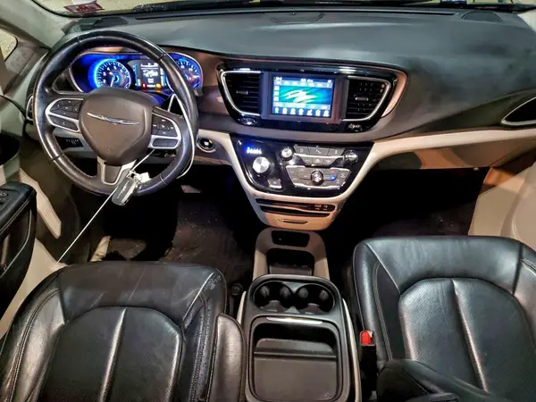 2C4RC1BG8JR280269 2018 CHRYSLER PACIFICA - Image 8