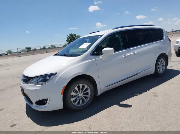 2C4RC1BG8JR287691 2018 CHRYSLER PACIFICA - Image 2