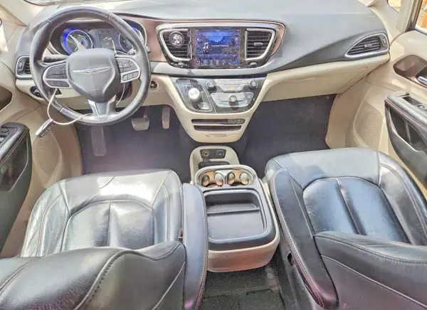 2C4RC1BG8JR290865 2018 CHRYSLER PACIFICA - Image 8