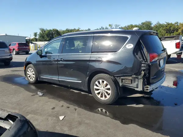 2C4RC1BG8JR317899 2018 CHRYSLER PACIFICA - Image 2