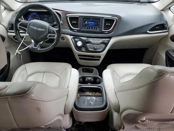 2C4RC1BG8JR317918 2018 CHRYSLER PACIFICA - Image 8