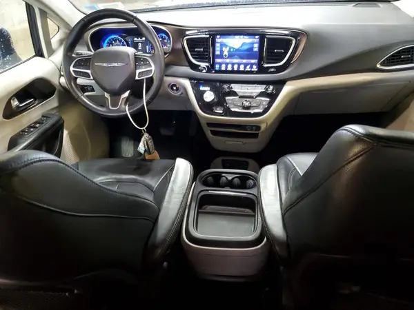 2C4RC1BG8JR323010 2018 CHRYSLER PACIFICA - Image 8