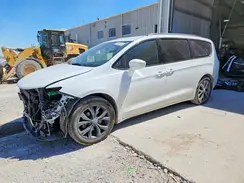2C4RC1BG8JR334010 2018 CHRYSLER PACIFICA
