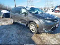 2C4RC1BG8JR352636 2018 CHRYSLER PACIFICA