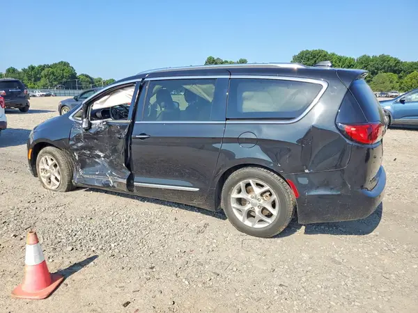 2C4RC1BG8JR353009 2018 CHRYSLER PACIFICA - Image 2