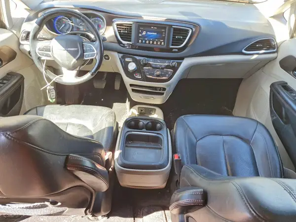 2C4RC1BG8JR356220 2018 CHRYSLER PACIFICA - Image 8