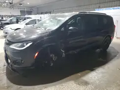 2C4RC1BG8JR357447 2018 CHRYSLER PACIFICA