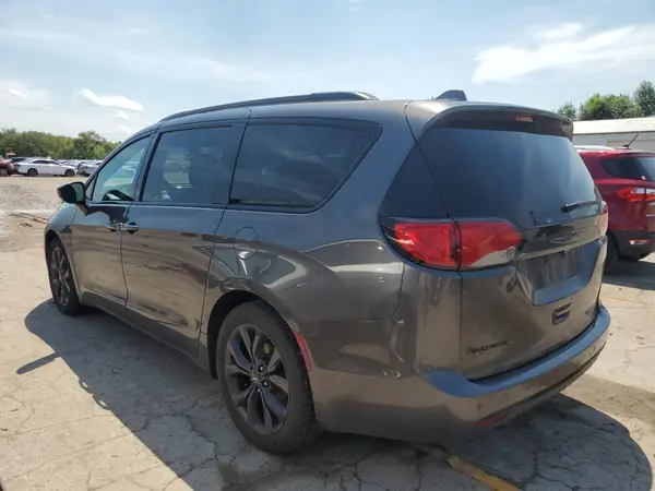 2C4RC1BG8JR362437 2018 CHRYSLER PACIFICA - Image 2