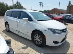 2C4RC1BG8KR537433 2019 CHRYSLER PACIFICA