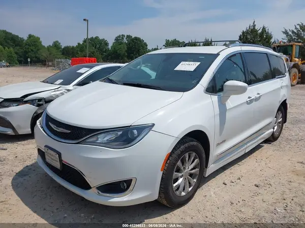 2C4RC1BG8KR537433 2019 CHRYSLER PACIFICA - Image 2