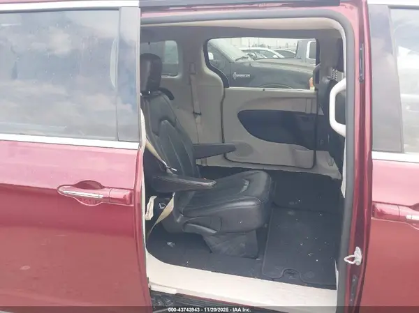 2C4RC1BG8KR539313 2019 CHRYSLER PACIFICA - Image 8
