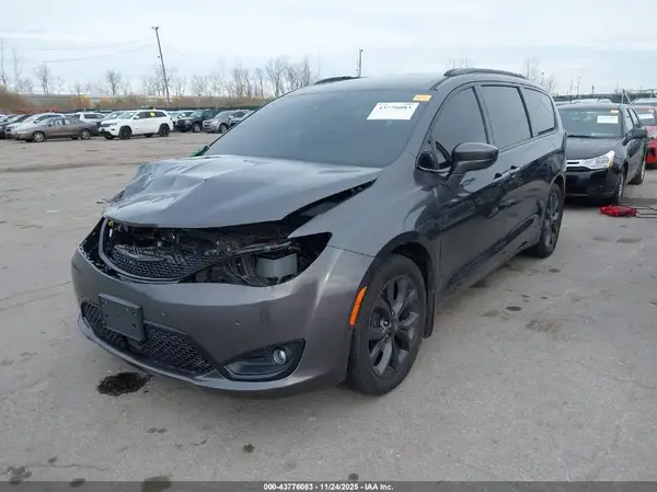 2C4RC1BG8KR540249 2019 CHRYSLER PACIFICA - Image 2