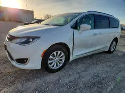 2C4RC1BG8KR548075 2019 CHRYSLER PACIFICA