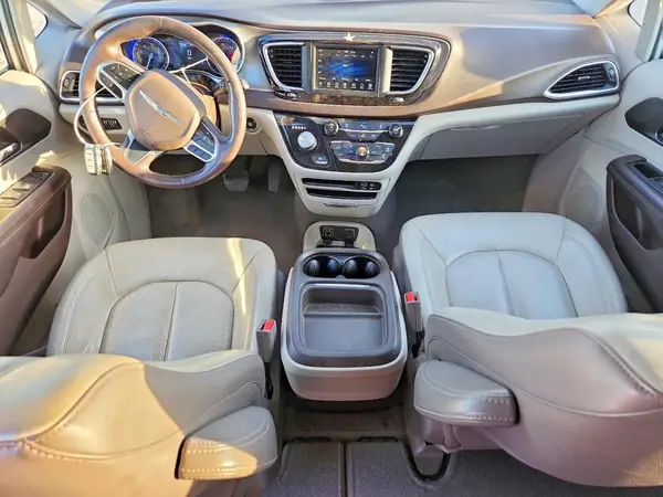 2C4RC1BG8KR548075 2019 CHRYSLER PACIFICA - Image 8