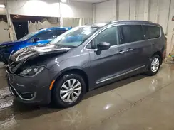 2C4RC1BG8KR554295 2019 CHRYSLER PACIFICA