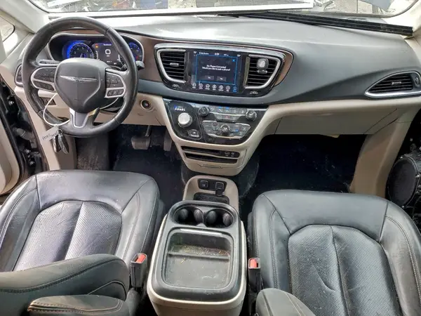 2C4RC1BG8KR590066 2019 CHRYSLER PACIFICA - Image 8