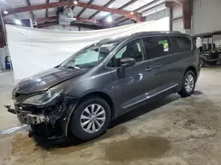 2C4RC1BG8KR590875 2019 CHRYSLER PACIFICA