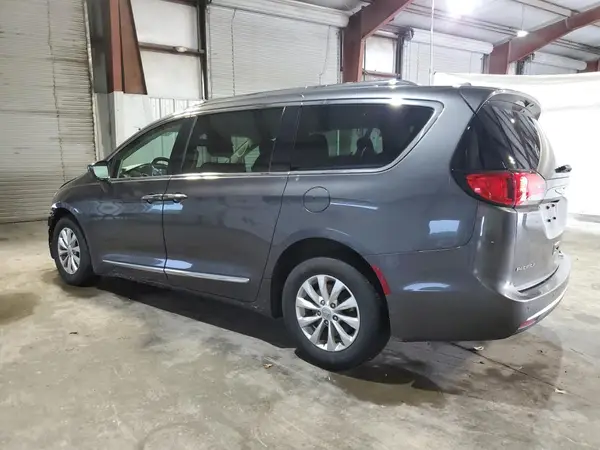 2C4RC1BG8KR590875 2019 CHRYSLER PACIFICA - Image 2