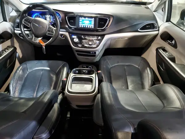 2C4RC1BG8KR590875 2019 CHRYSLER PACIFICA - Image 8